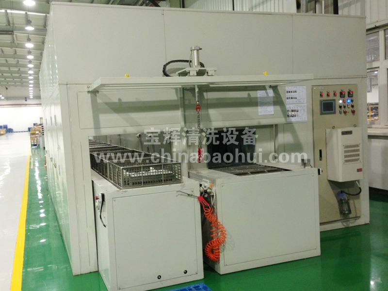 轎車(chē)發(fā)動(dòng)機(jī)缸體專用清洗機(jī)（北汽）